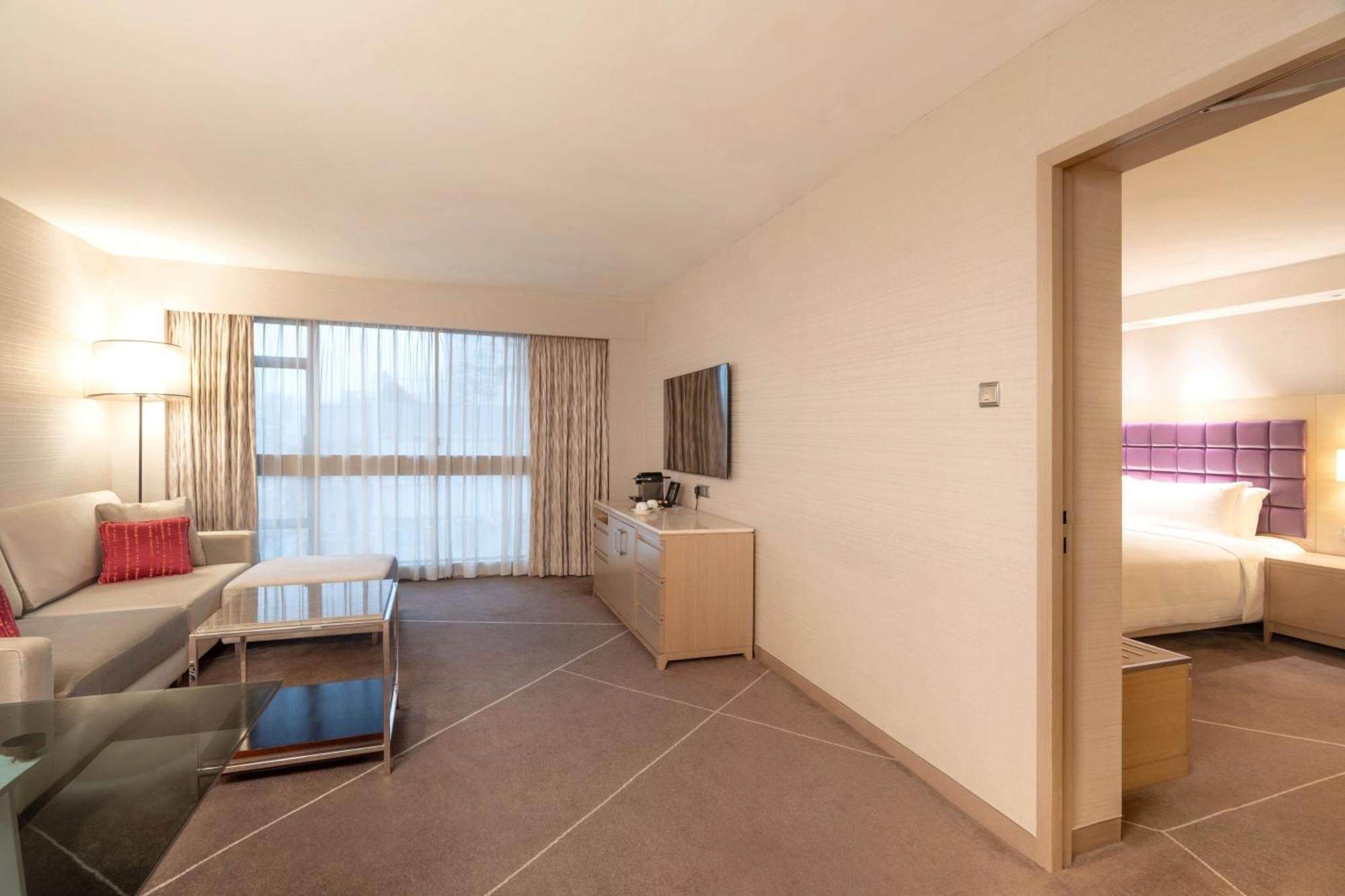 Golden Mile By Ihg Hotel Hong Kong